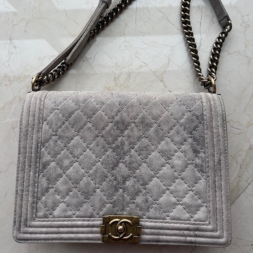 CHANEL Beige Ombre Effect Quilted Distressed Nubuck Leather Large Boy Bag